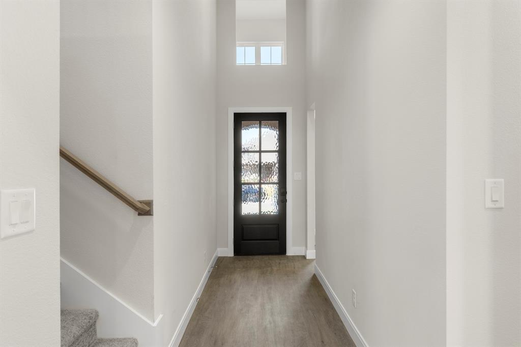 1201 Century Tree Lane Property Photo 2