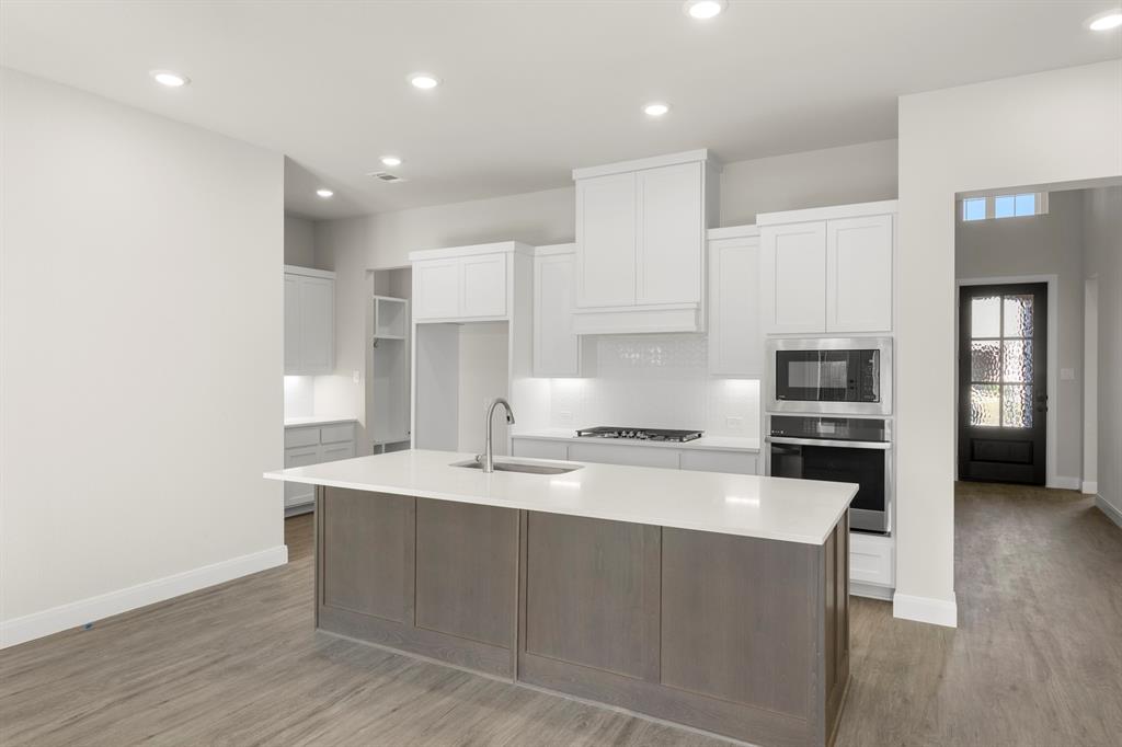1201 Century Tree Lane Property Photo 9