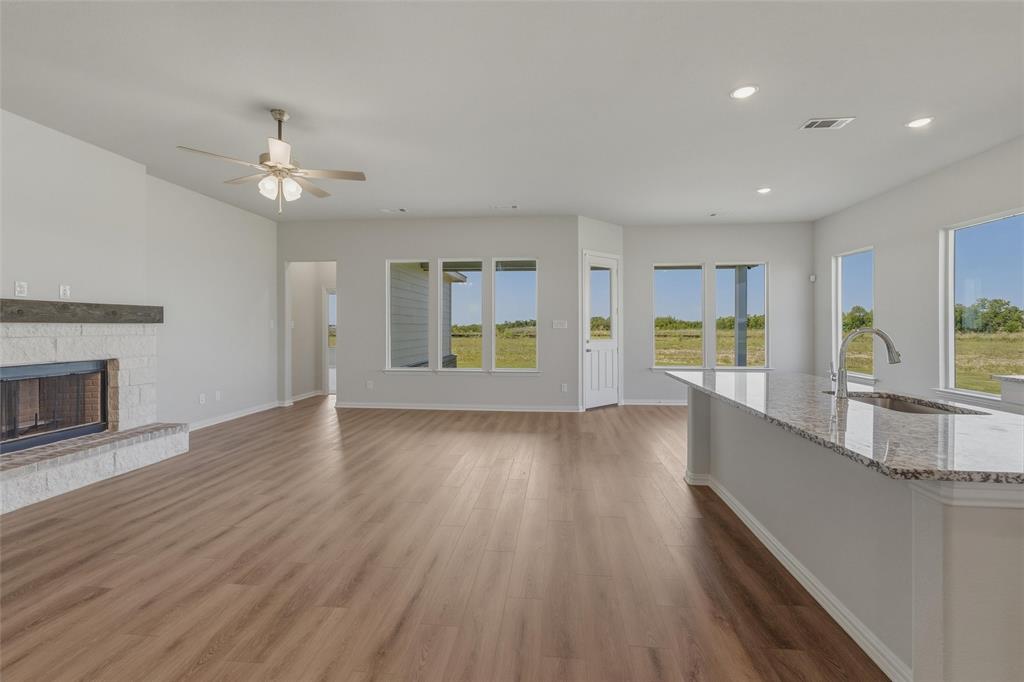 870 County Road 200 Property Photo 6