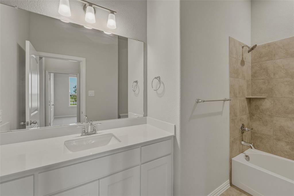870 County Road 200 Property Photo 17