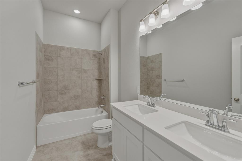 870 County Road 200 Property Photo 18