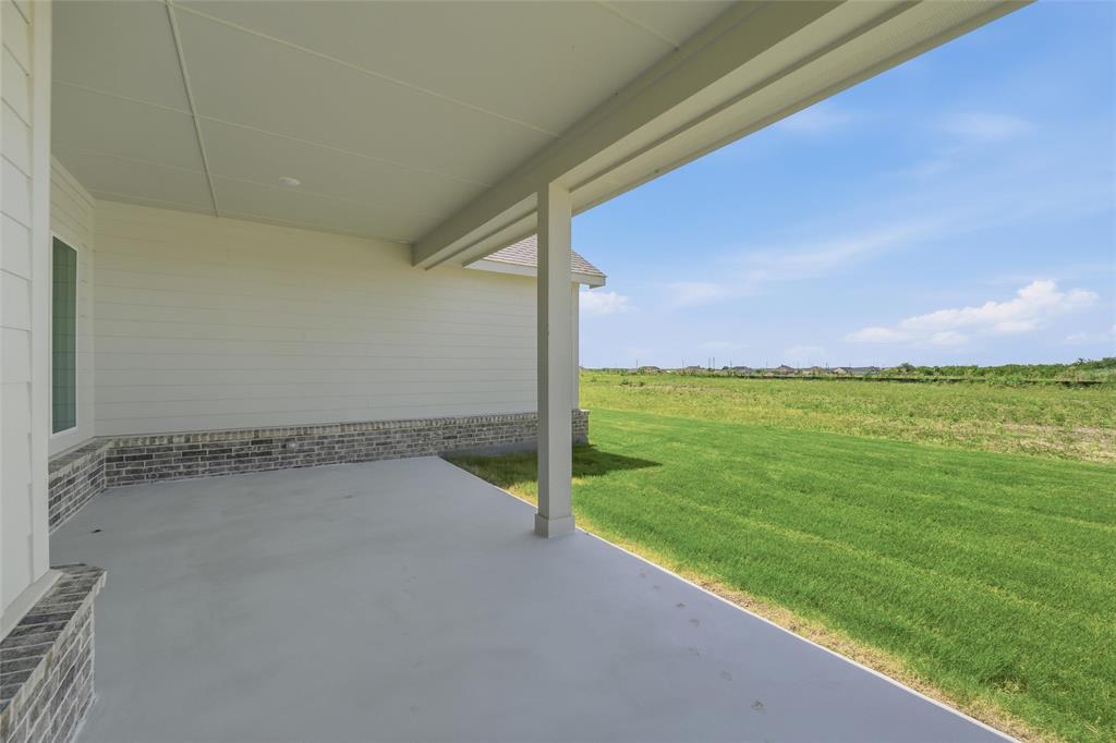 870 County Road 200 Property Photo 23