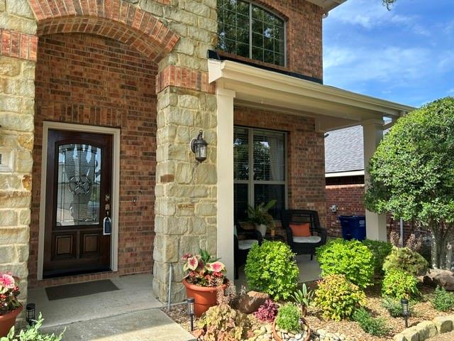 221 Villanova Drive Property Photo 2