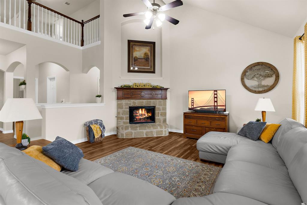 221 Villanova Drive Property Photo 3