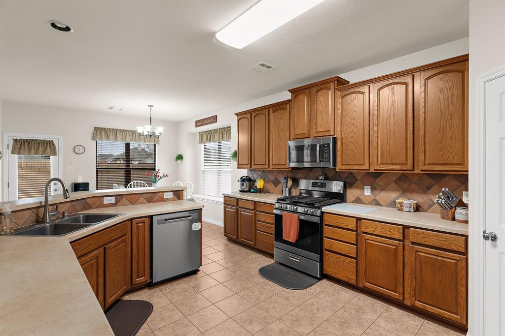 221 Villanova Drive Property Photo 13