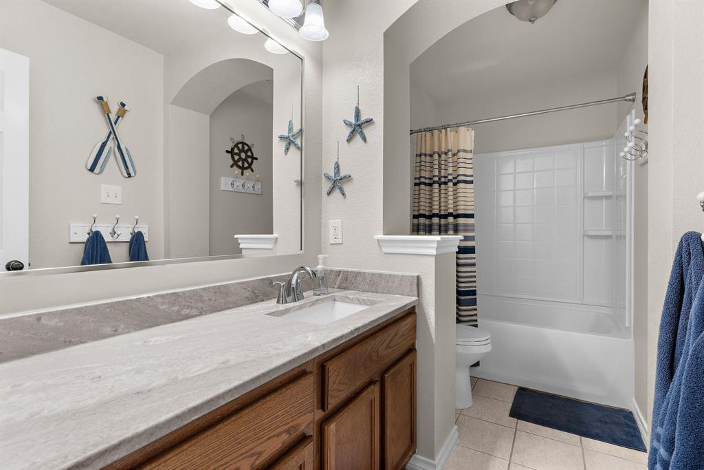 221 Villanova Drive Property Photo 25