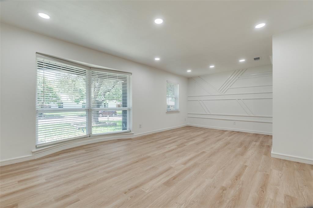 5323 Blaney Way Property Photo 11