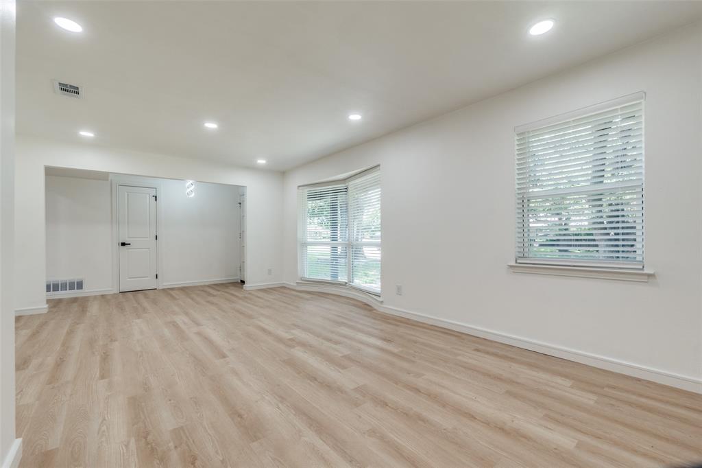 5323 Blaney Way Property Photo 14
