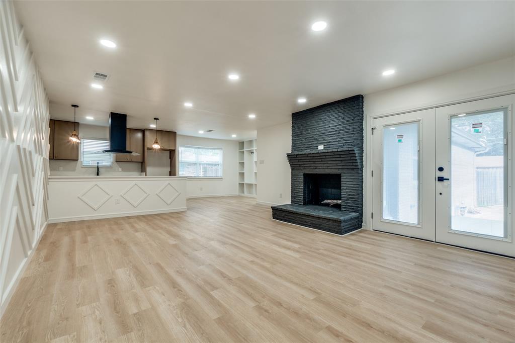 5323 Blaney Way Property Photo 16