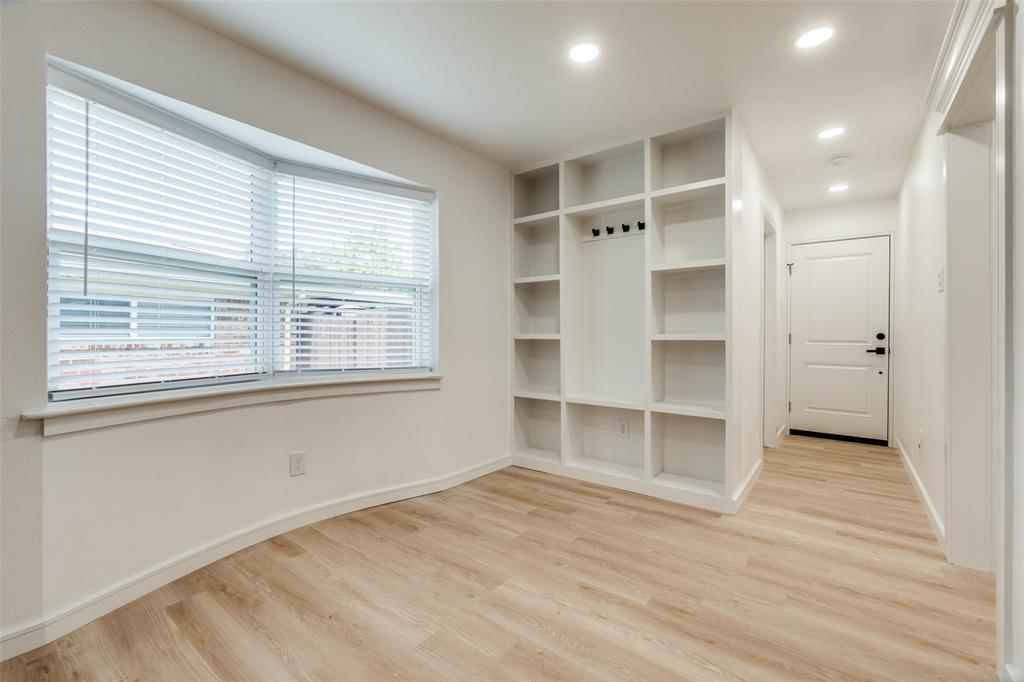 5323 Blaney Way Property Photo 26
