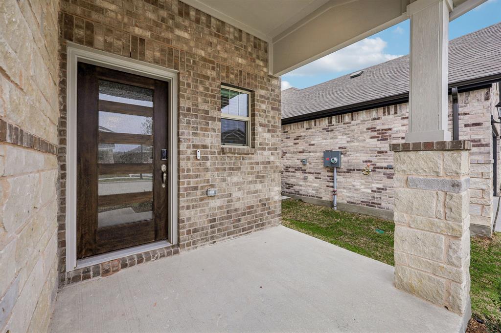 1721 Arches Road Property Photo 3