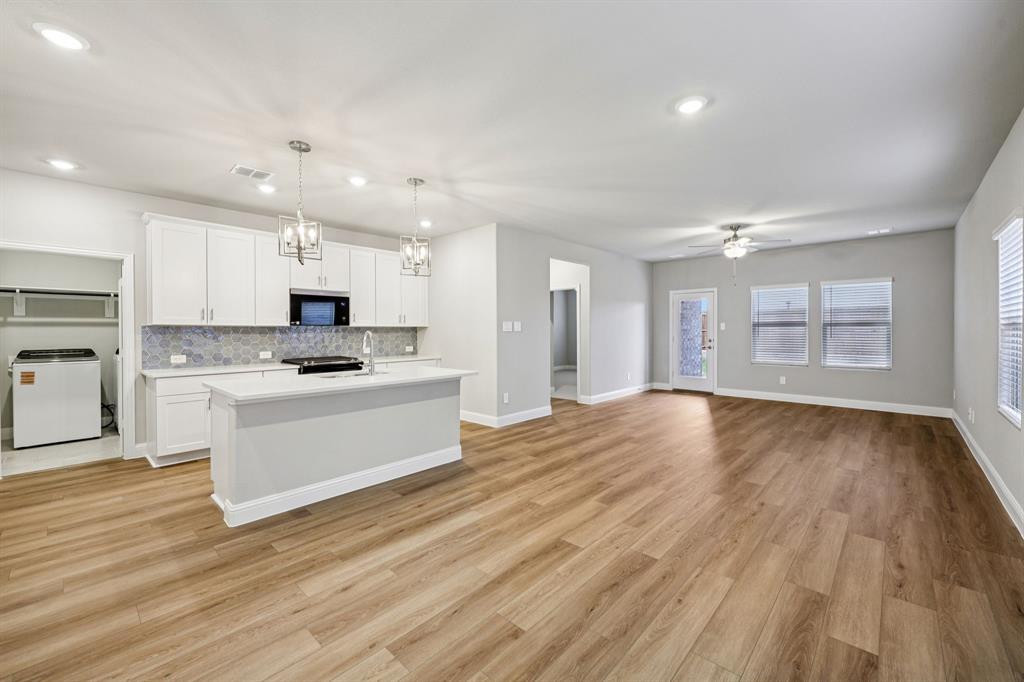 1721 Arches Road Property Photo 7