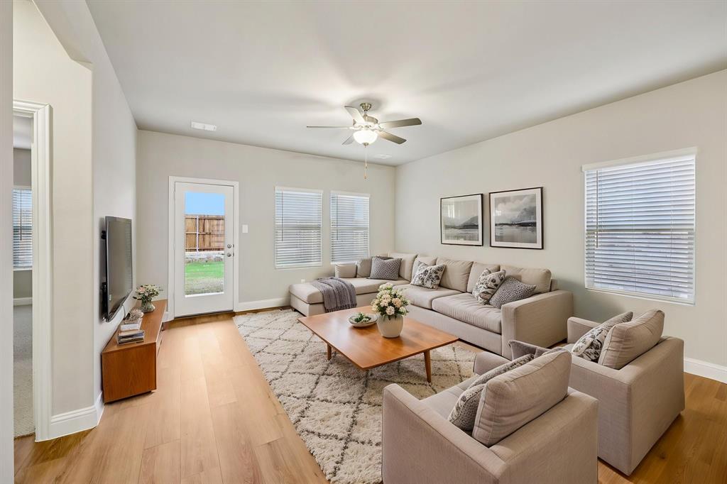 1721 Arches Road Property Photo 10