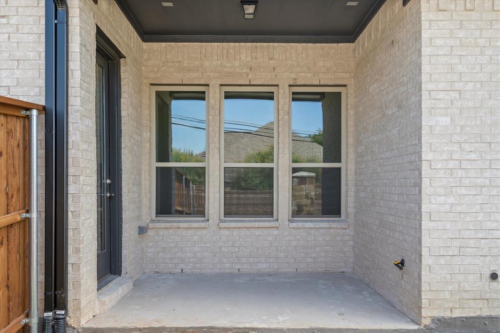 2702 Colby Drive Property Photo 18
