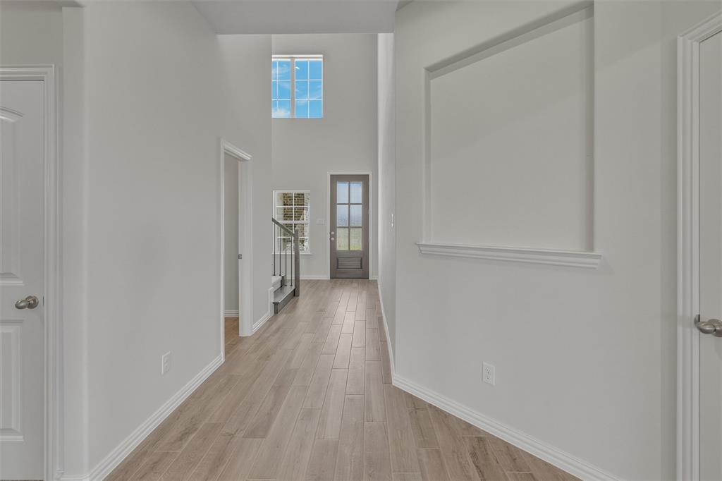 810 County Road 200 Property Photo 6
