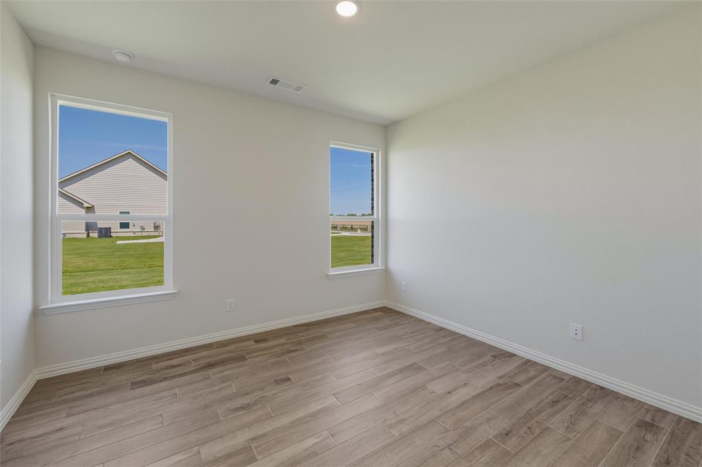 810 County Road 200 Property Photo 12