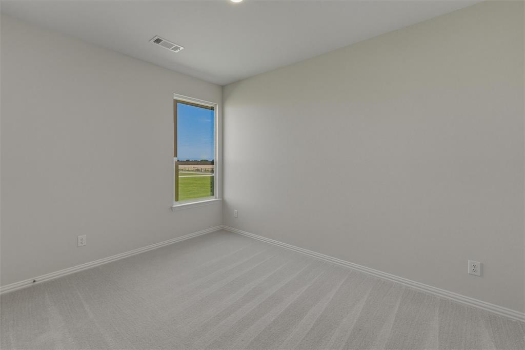 810 County Road 200 Property Photo 13