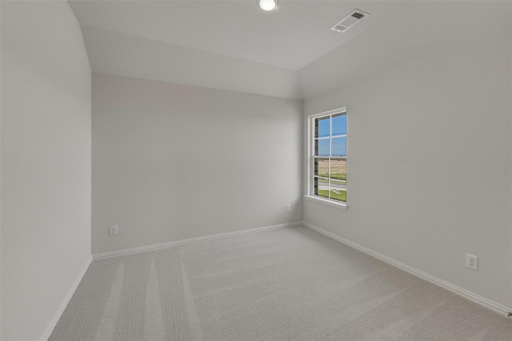 810 County Road 200 Property Photo 17