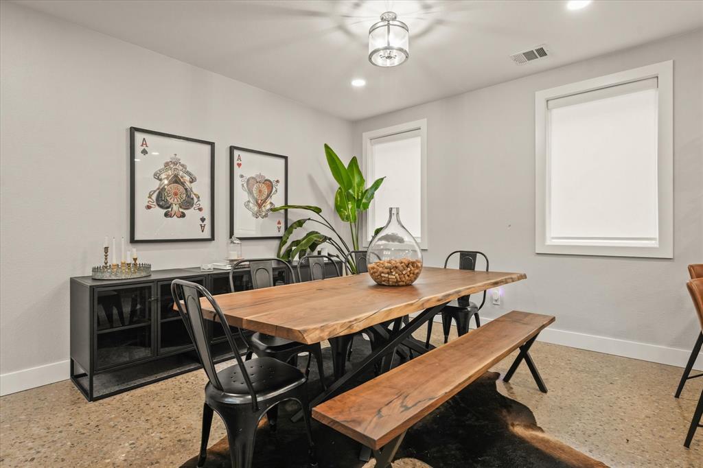 1916 Euclid Avenue Property Photo 6