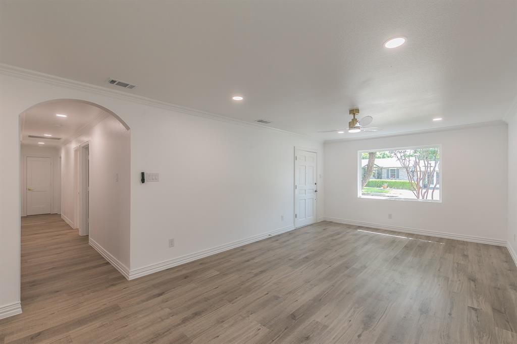 1812 Boyd Street Property Photo 2