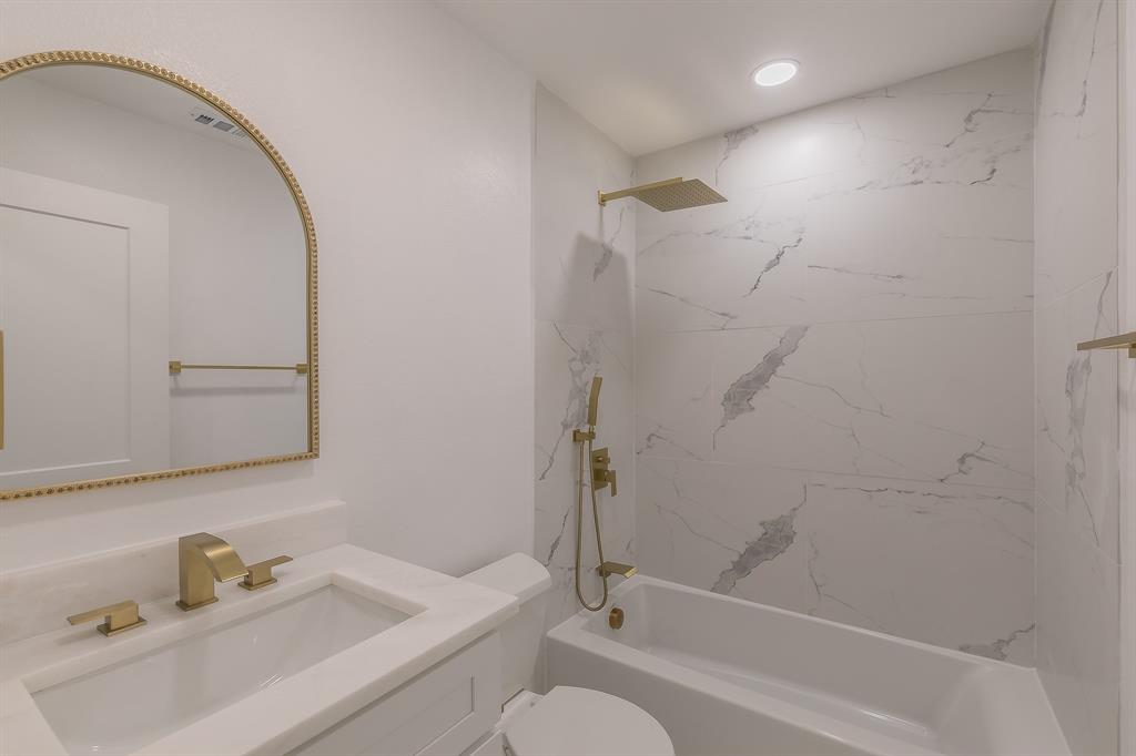 1812 Boyd Street Property Photo 24