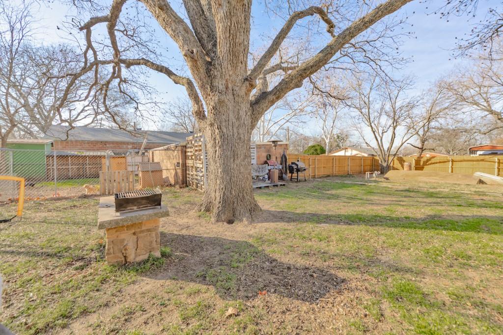 517 W Lamar Street Property Photo 20