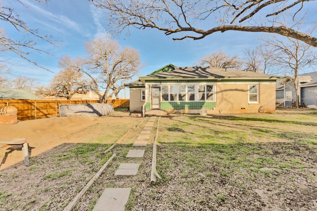 517 W Lamar Street Property Photo 21