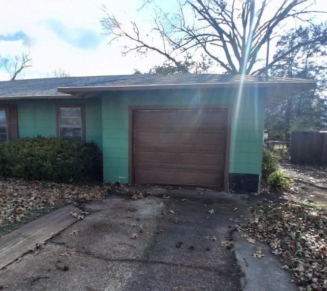 501 W Terrell Avenue Property Photo 2