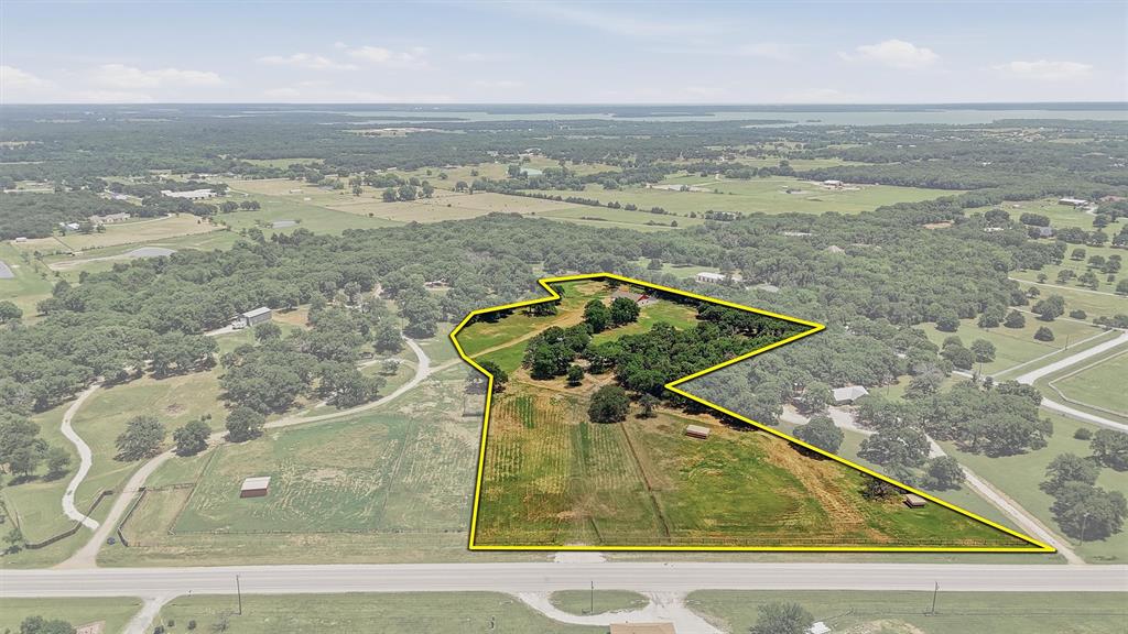 7154 E Fm 922 Property Photo 2