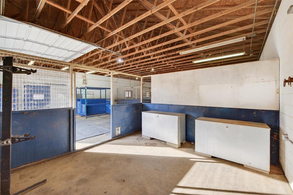 7154 E Fm 922 Property Photo 12