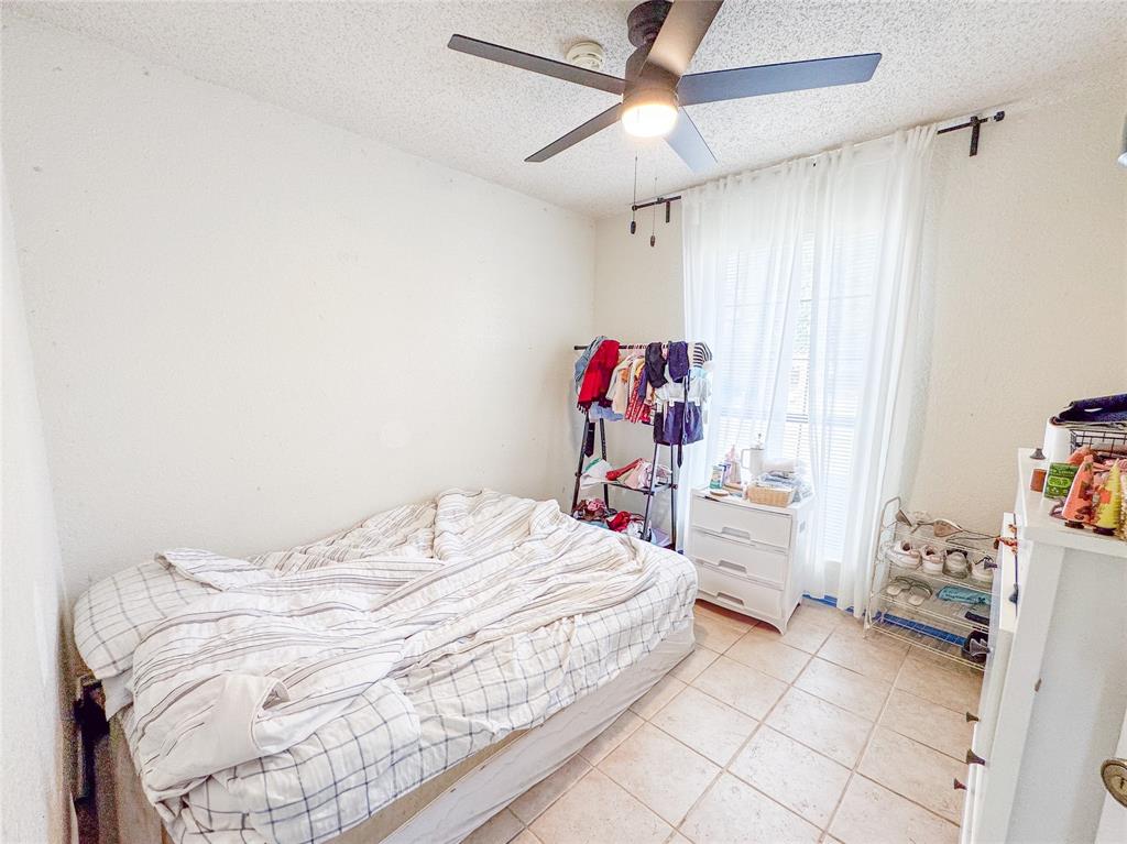 1602 Autumn Breeze Lane Property Photo 24