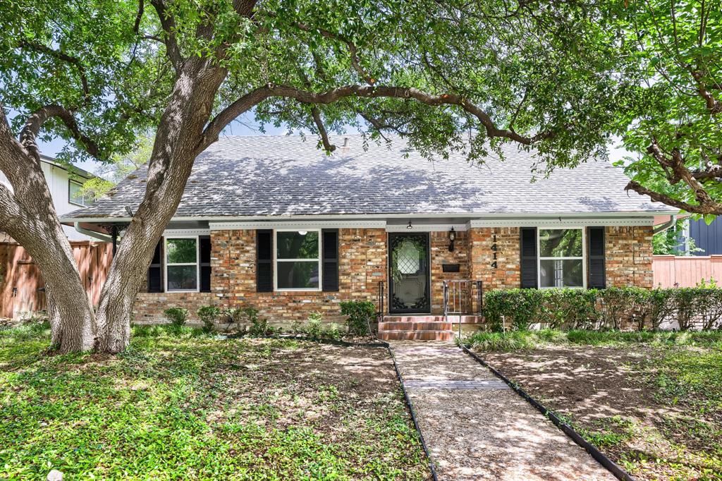 1414 Dumont Drive Property Photo 1