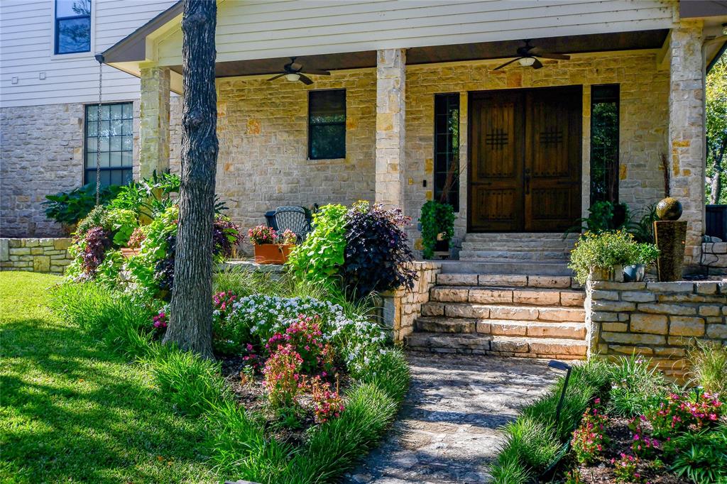 1501 S Chisholm Trail Property Photo 1