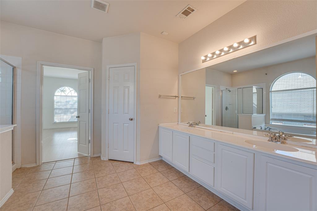 558 Presidio Drive Property Photo 23