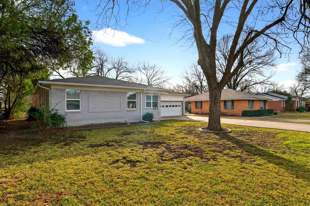 1807 W Josephine Street Property Photo 4