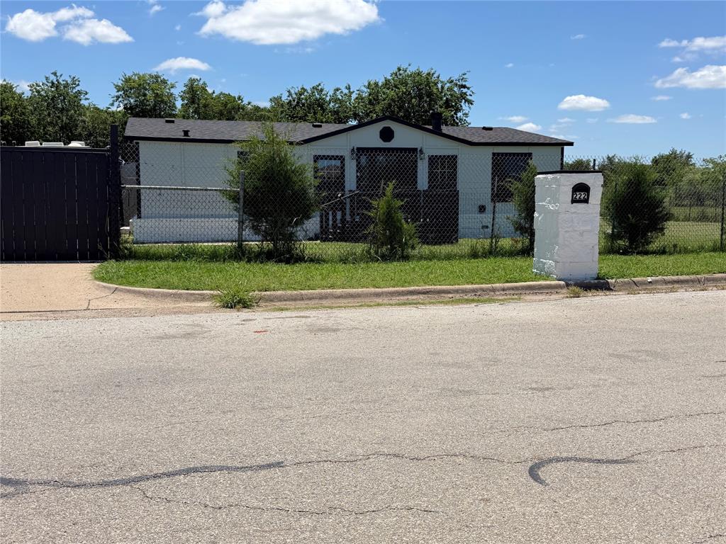 222 Hix Road Property Photo 1