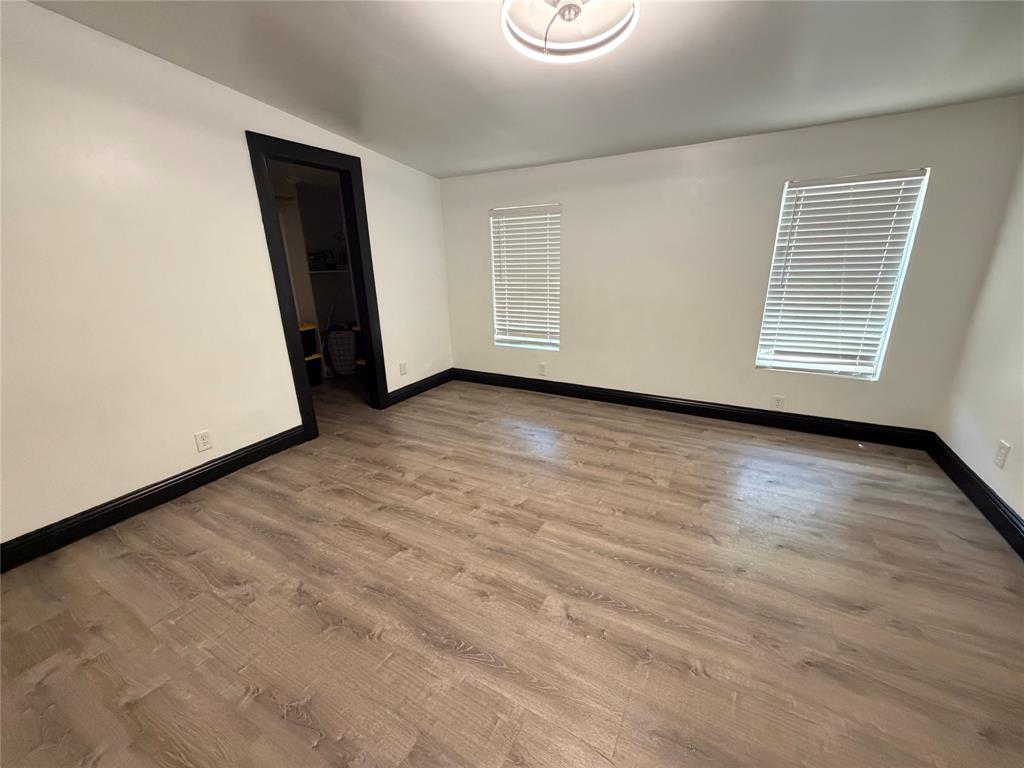 222 Hix Road Property Photo 10
