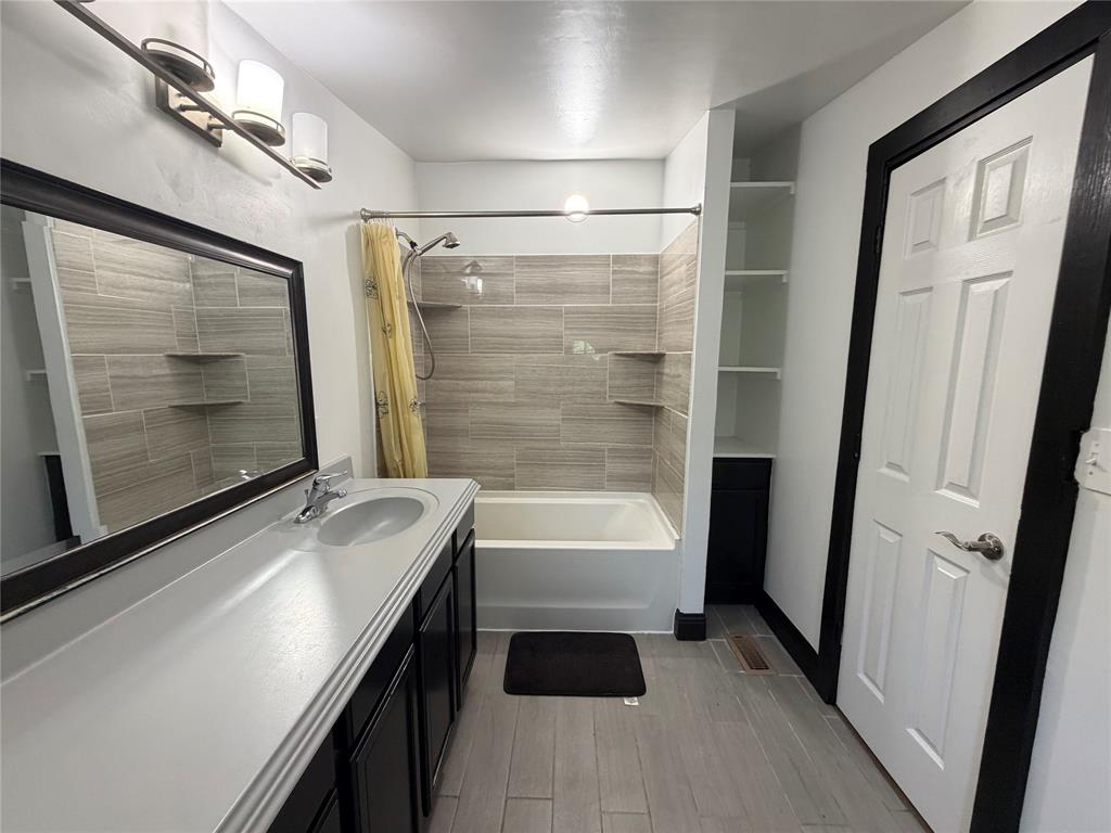 222 Hix Road Property Photo 11