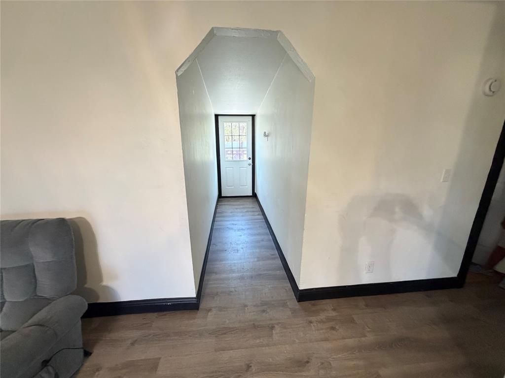 222 Hix Road Property Photo 13