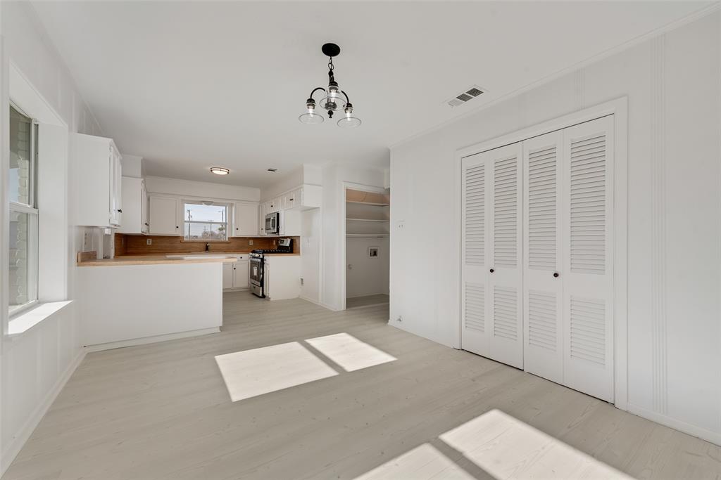 101 E Marshall Street Property Photo 13