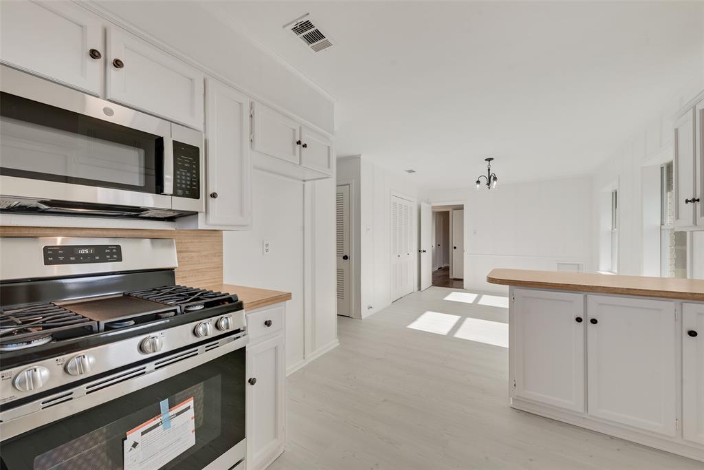 101 E Marshall Street Property Photo 17