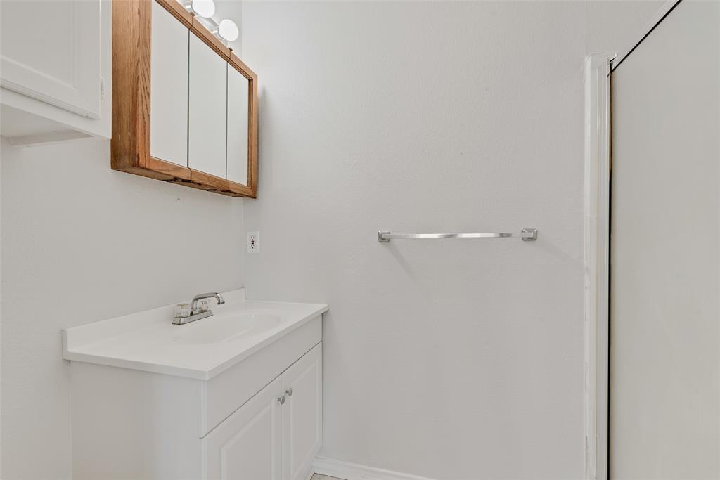 101 E Marshall Street Property Photo 26