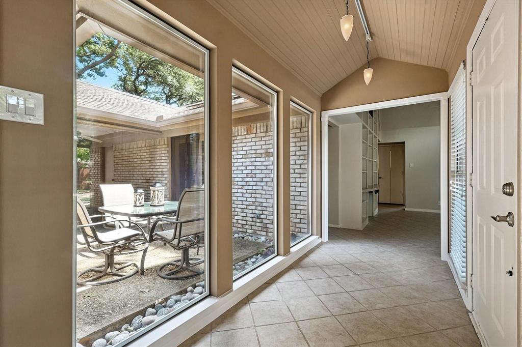 6003 Spring Flower Trail Property Photo 6