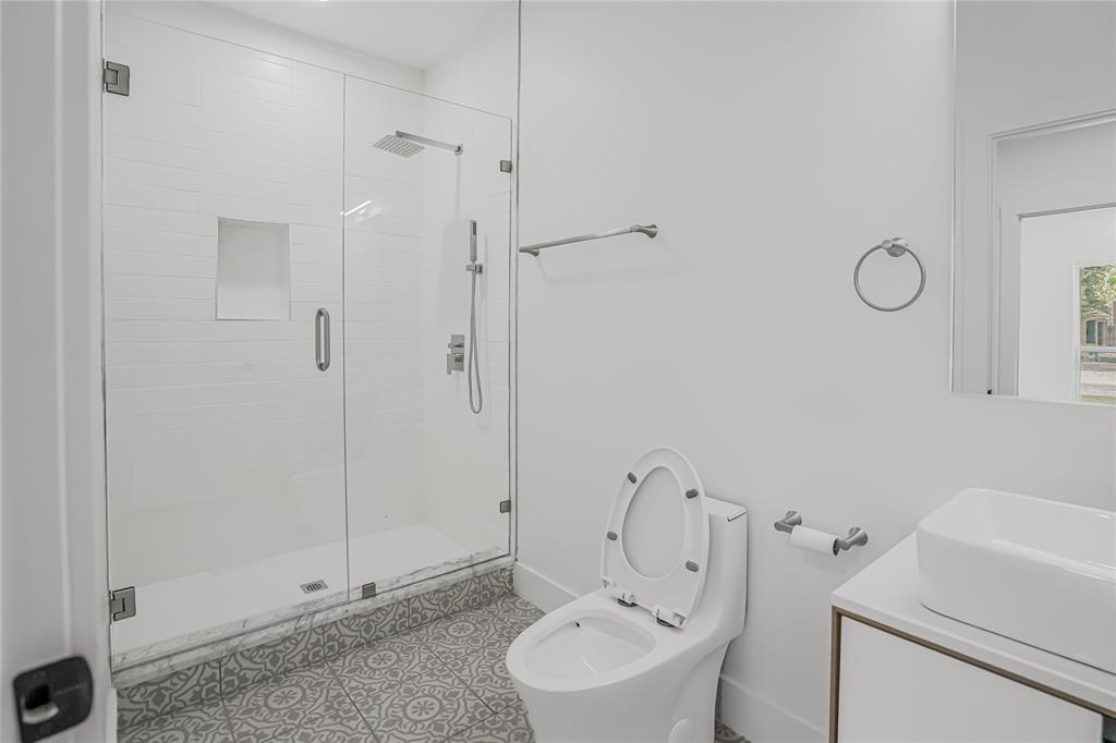 3631 Espanola Drive Property Photo 5