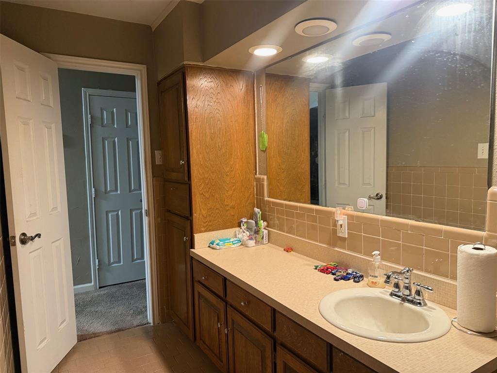 3240 Valley Forge Trail Property Photo 15
