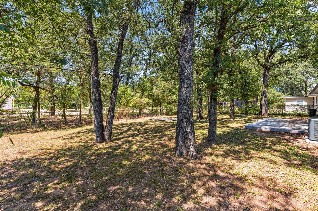 322 S Barbara Property Photo 9