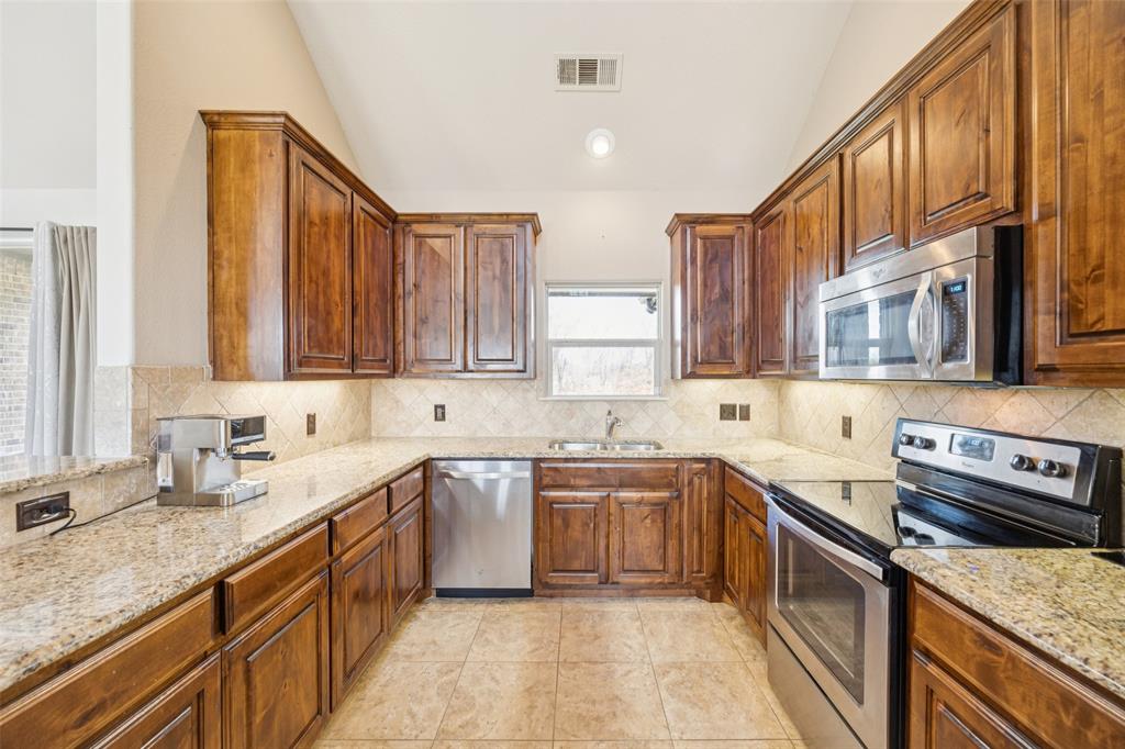 370 Private Road 5291 Property Photo 10