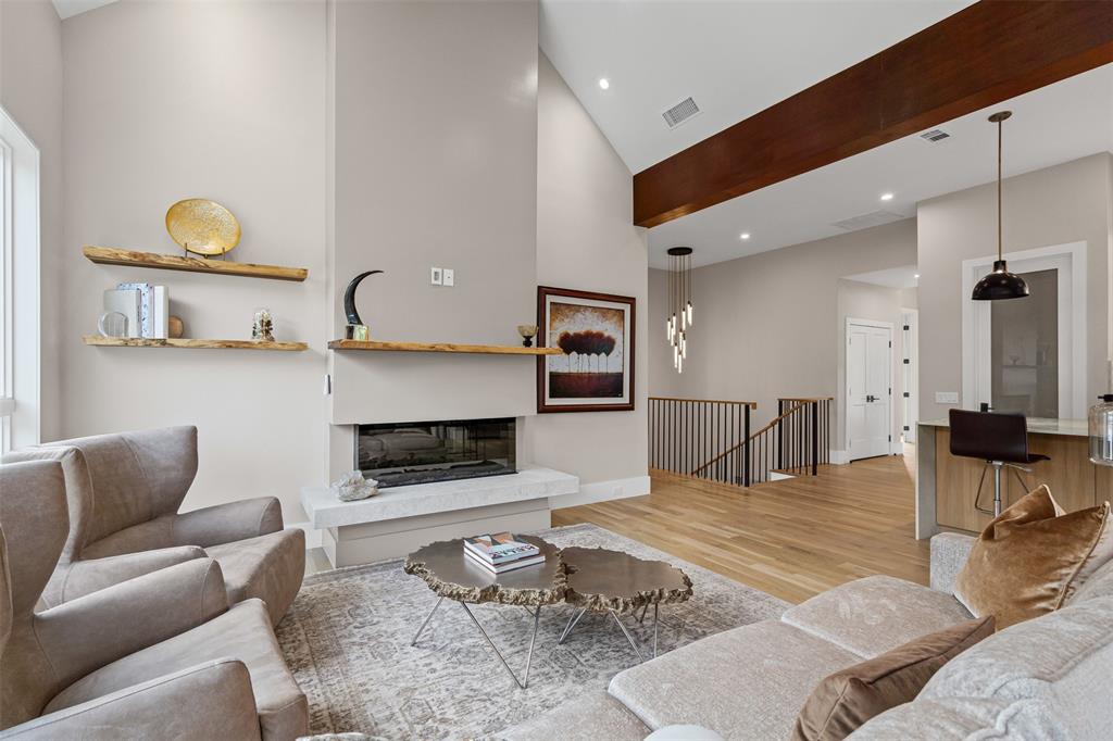 9007 Leaside Drive Property Photo 14