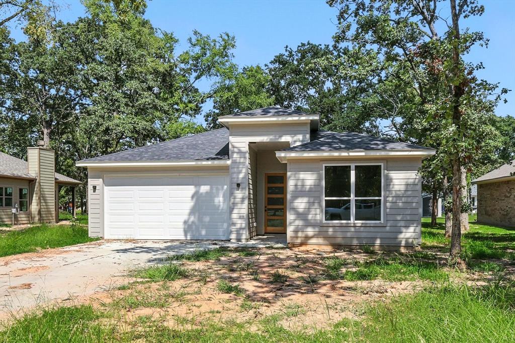 10 Huckleberry Property Photo 1