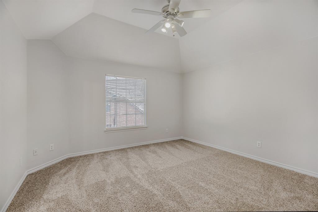 2207 Creekedge Court Property Photo 19